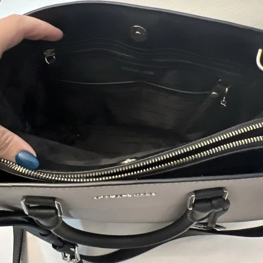 Michael‎ Kors Two Tone Sutton Satchel Bag Shoulder Strap Gray Black 9.5” X 13”